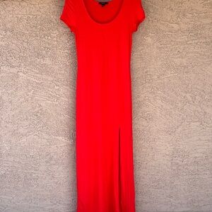 NEVER BEEN WORN! Forever 21 Women’s Scoop Neck Maxi Dress (w/ Slit) - Red